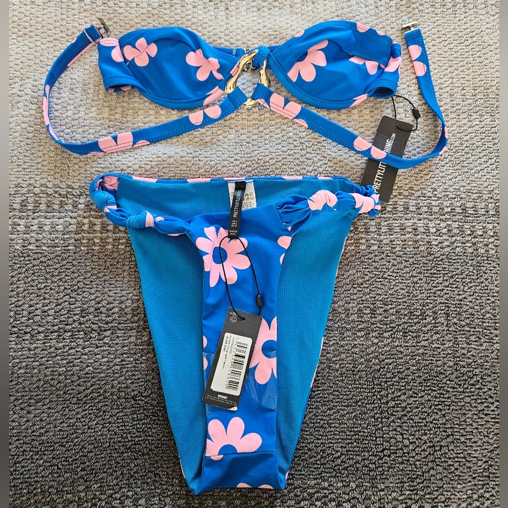 NWTS Pretty Little Thing Blue Floral with Pink Flowers Small